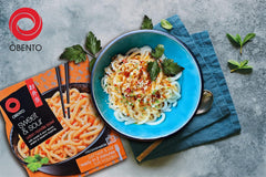 Bol Udon dulce-acrișor, mâncare gata preparată pentru cuptorul cu microunde, 240 g