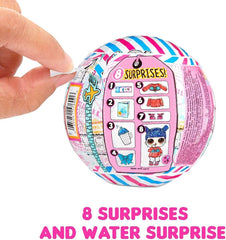 L.O.L. Surprise! World Travel Tots - Trendiges Püppchen mit 8 Überraschungen - Geheime Botschaft, Mode, Accessoires und Mehr - Zum Sammeln, Zufällige Zusammenstellung - Geschenk für Kinder ab 4 Jahren