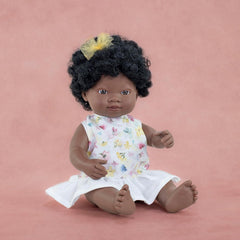 Miniland Puppe, 38cm, afrikanisches Mädchen. In Spanien hergestellt. Anatomisch korrekt. My Friend & Me Collection