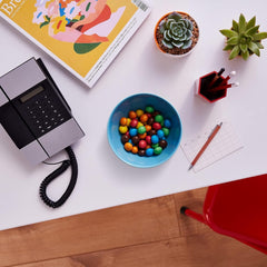 M&M'S Knusprige Schokoladenstückchen mit knusprigem Kern Naty Shop Schokoladenbonbons