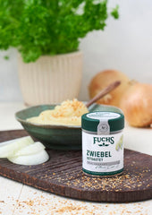 Fuchs Gewürze - Zwiebel getoastet - fein gehackte Zwiebeln für Dips, Schmorgerichte oder Hamburger - natürliche Zutaten - 55 g in wiederverwendbarer, recyclebarer Dose