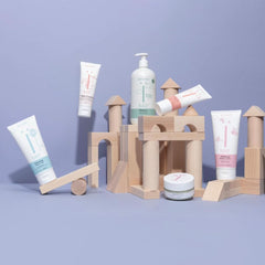 Naïf nahrhaftes Waschgel – Für Babys und Kinder – Natürliche Inhaltsstoffe – 100 % vegan – 200 ml Mutter und Kind Naty Shop