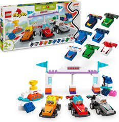 LEGO DUPLO Town F1 Team Rennautos mit Rennfahrern - Montessori Spielzeug für Mädchen & Jungen - Lernspielzeug für Kinder ab 2 Jahren - 10 Spielzeug Autos mit Kran, Startlichtern, Siegerpodest - 10445