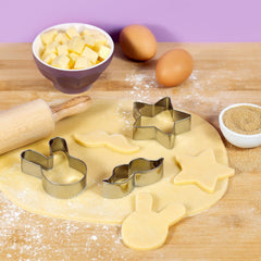 CHEFCLUB, Forme de biscuiți magice pentru fursecuri, Forme de biscuiți cu modele imaginative, Set de 3 forme de biscuiți metalice, inclusiv rețetă, Vârste 4+