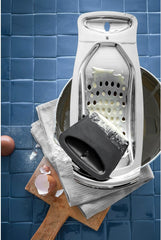 WMF Spätzle-Profi 35 x 14 cm, Spätzlereibe mit Teigschaber Schäler Naty Shop