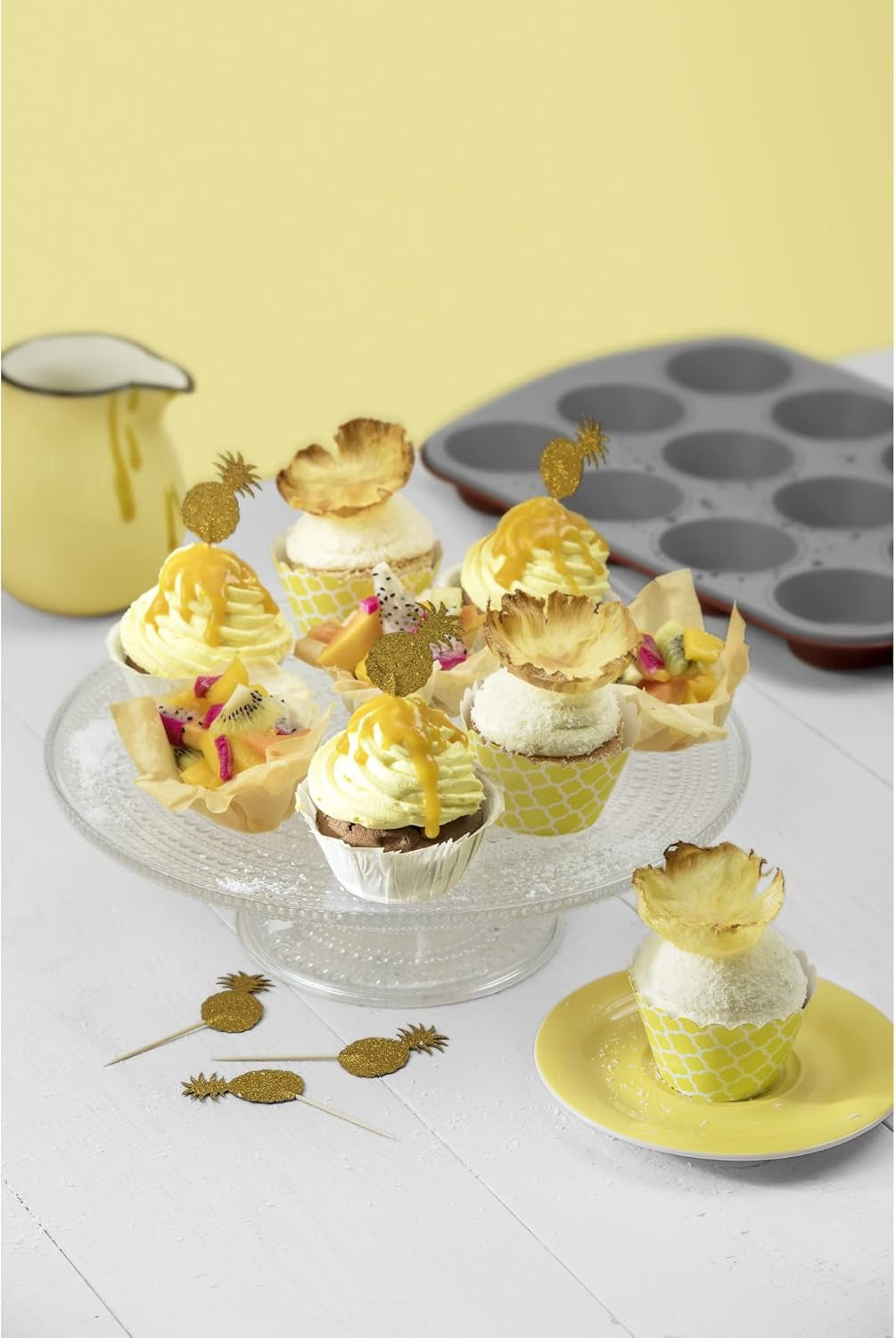 Original Kaiser Classic plus Muffinform Für 12 Muffins, Muffinform Blech 38X27 Cm, Antihaftbeschichte, Standardgröße, Cupcake Formen, Muffin Backform, Rot Formen und Backbleche Naty Shop