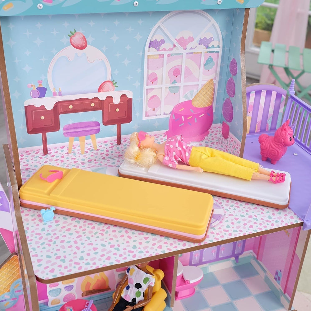 Casă de păpuși din lemn Kidkraft Candy Castle cu mobilier și accesorii, casă cu figurină Llama Unicorn, lift pentru tort de înghețată și scaun de cauciuc pentru păpuși, jucărie pentru copii de la 3 ani, 20242 Casute de papusi Naty Shop