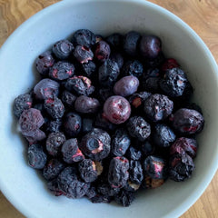 Gefriergetrocknete Blaubeeren, ganz aus Deutschland, Ernte 2023, 50 Gramm. Dehydrierte Produkte Naty Shop