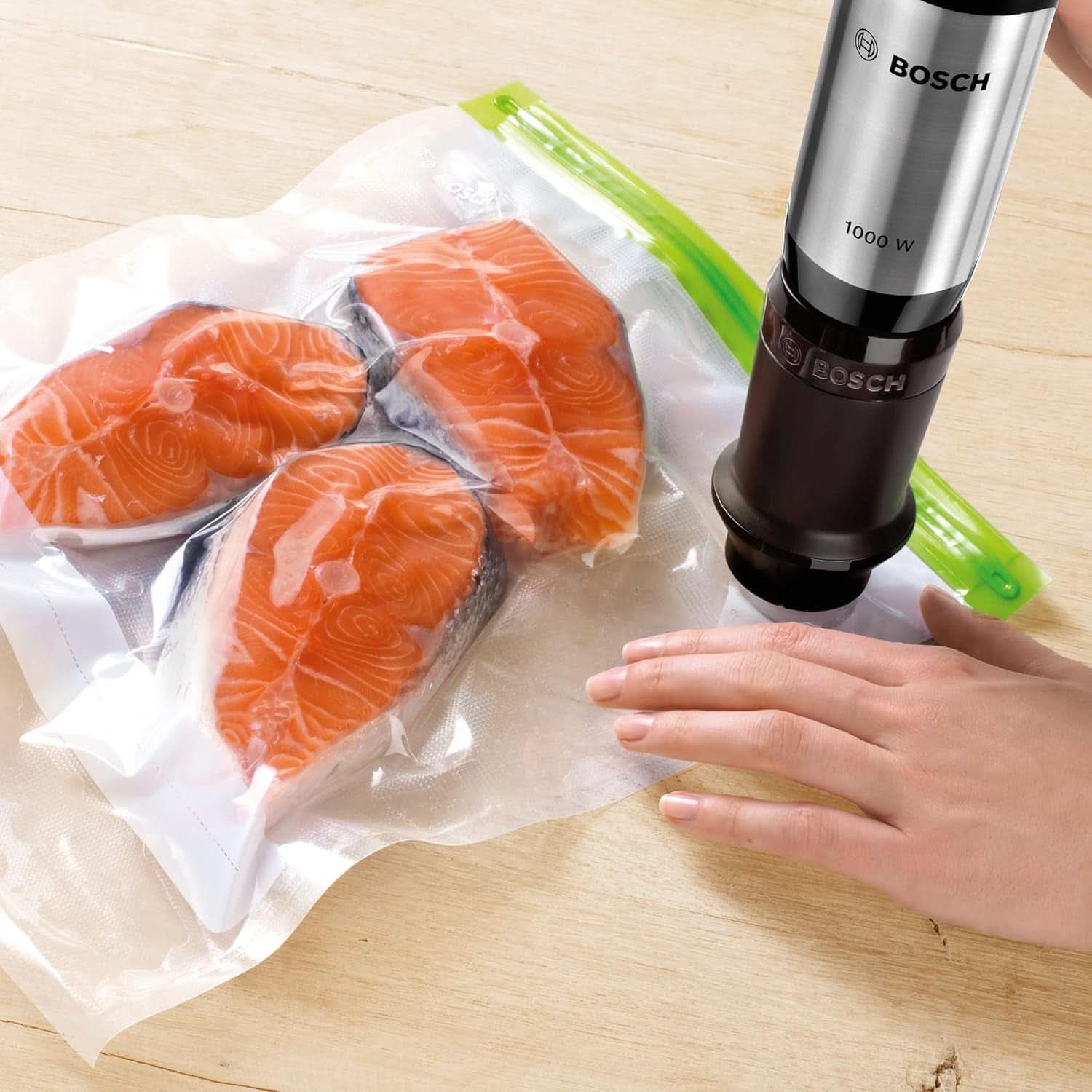 Bosch Ergomixx Style Stabmixer MS6CM61V2, Vakuum-Funktion, Vakuum-Pumpe, Vakuum-Beutel, 4-Klingen-Messer, 12 Stufen, Turbo-Funktion, 1000 W, Schwarz/Anthrazit Mutter und Kind Naty Shop