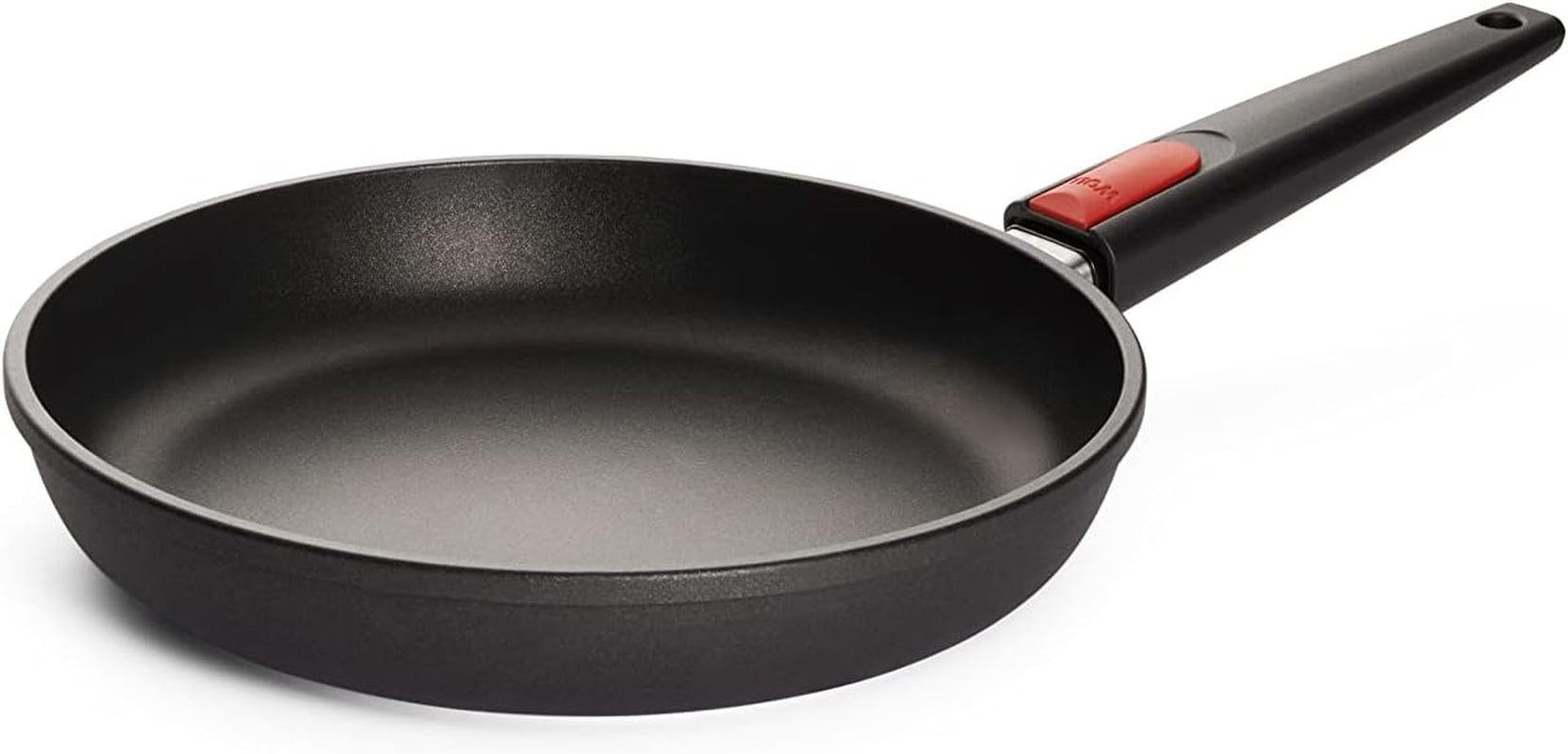 Woll Nowo Titanium tigaie plată - Inducție, 5 Cm înălțime, mâner detașabil - pentru toate tipurile de plită, Aluminiu turnat, acoperire antiaderentă Oale si Tigai Naty Shop 26 Cm