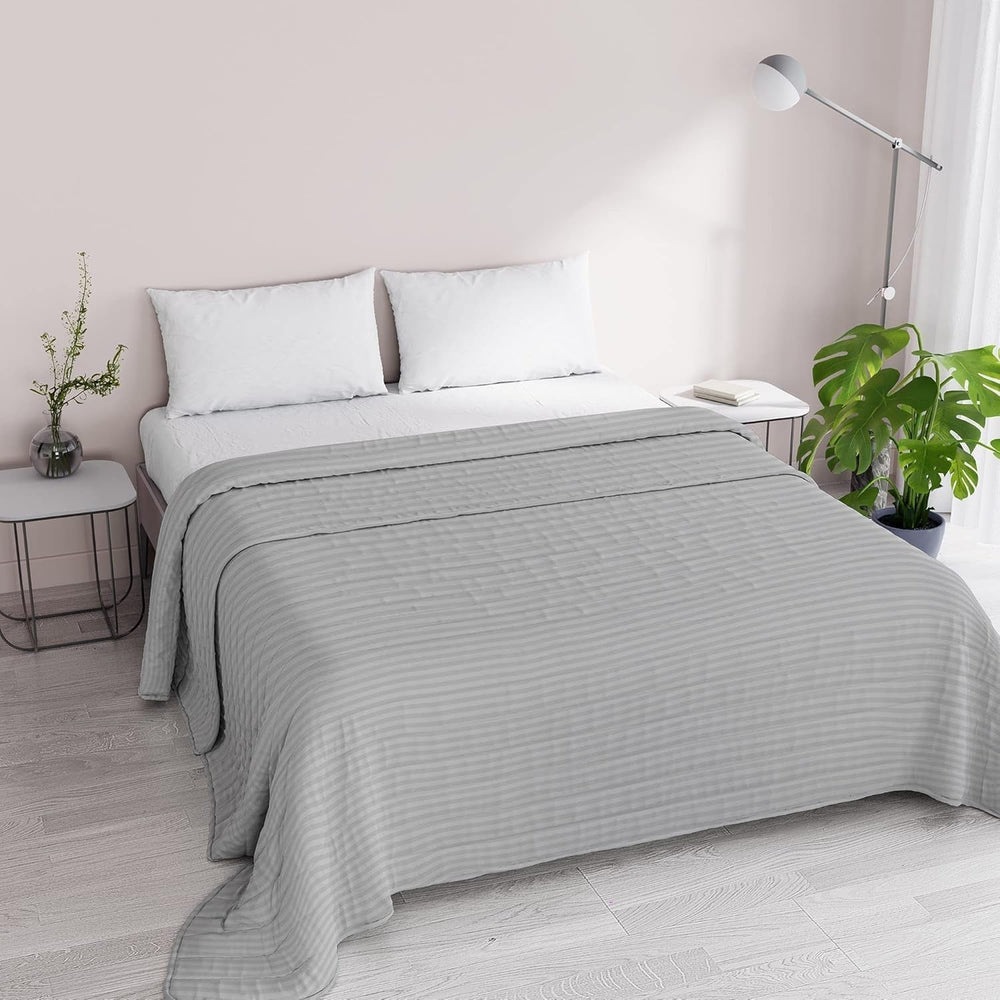 Sommerdecke Satin Stripes, Polyester, Creme, 260X250 cm Steppdecken und Steppdecken Naty Shop Hellgrau 260X250 cm