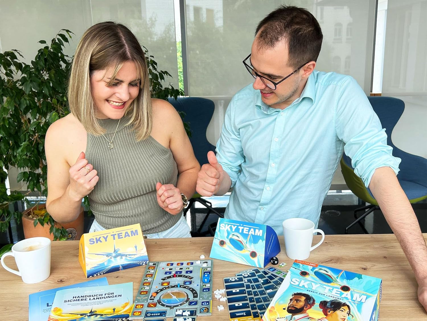 Kosmos 684044 Sky Team – Bereit zur Landung? Spiel des Jahres 2024 2-Spieler-Koop-Strategiespiel ab 10 Jahren, Brettspiel, Partyspiel
