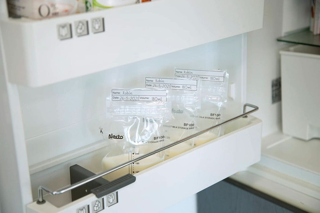 BF100 Pungă de depozitare pentru lapte matern - Pungă pentru lapte matern - capacitate 220 Ml - 100 bucăți - Transparent Accesorii Hrana si Alaptare Bebe Naty Shop