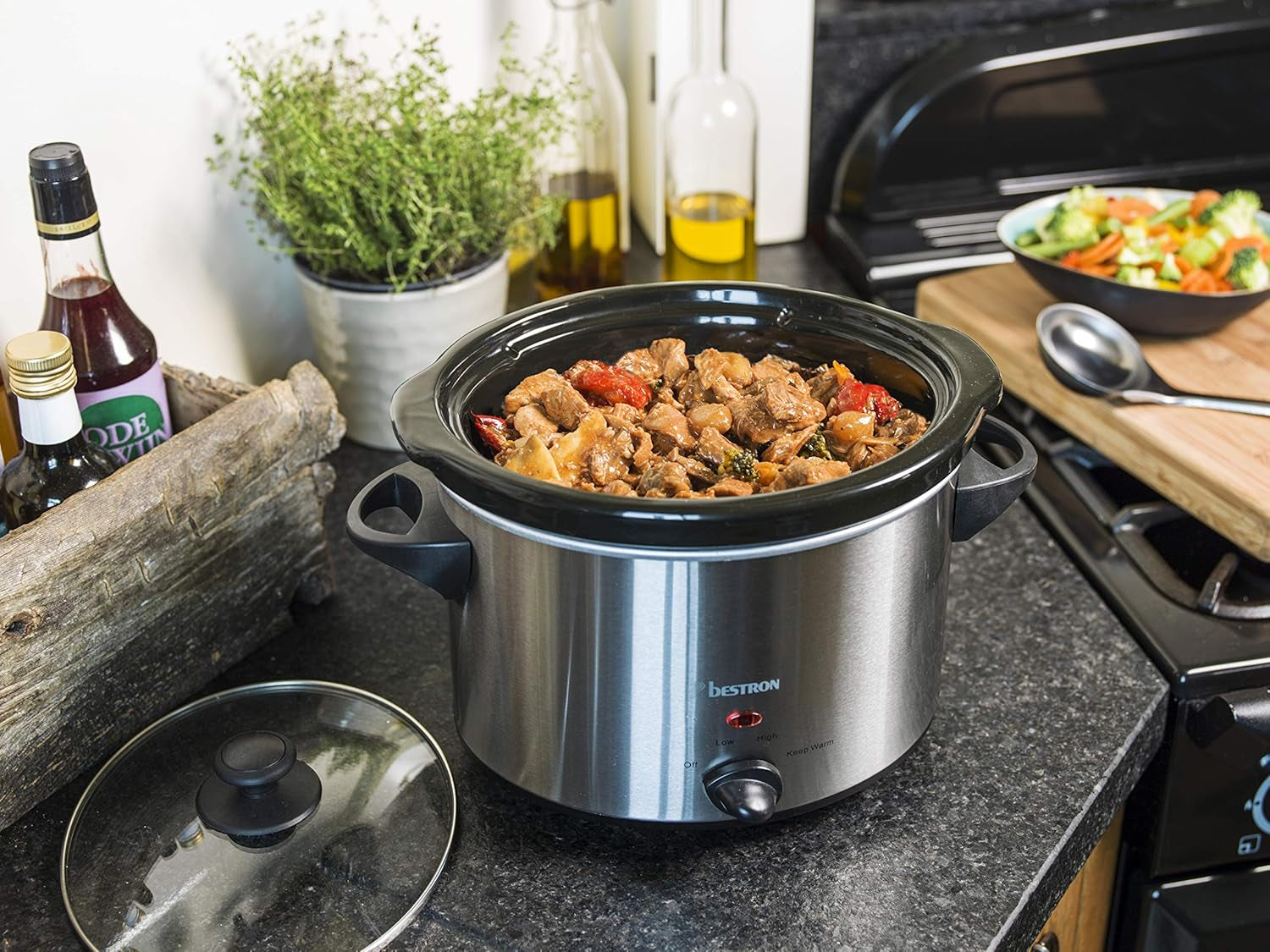 Bestron Slow Cooker mit Keramikpfanne und Glasdeckel, 3-Stufen-Thermostat, ideal für viele Gerichte wie Fleisch, Suppen und Gemüse, 3,5 Liter, Farbe: Silber Slow Cooker Naty Shop