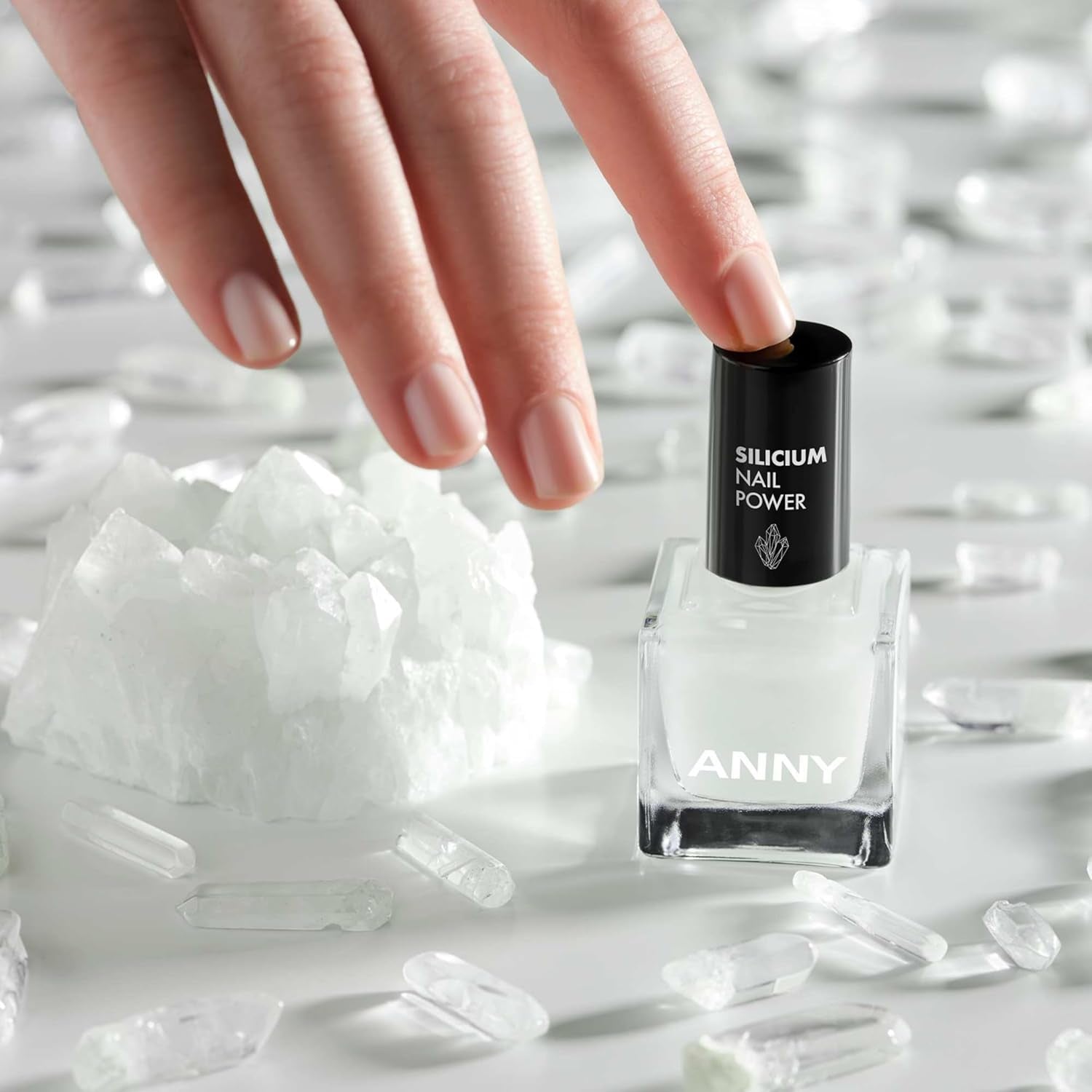 ANNY Silicon Nail Power - Oja de îngrijire 3 în 1: Bază, Întăritor și Înfrumusețator - 15 ml