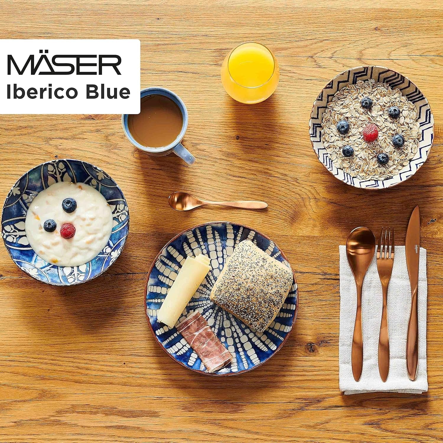 Serviciu de masă MÄSER 934017 Iberico Blue pentru 4 persoane, format din 12 piese, în stil maur, cu diverse modele vintage în alb și albastru, ceramică