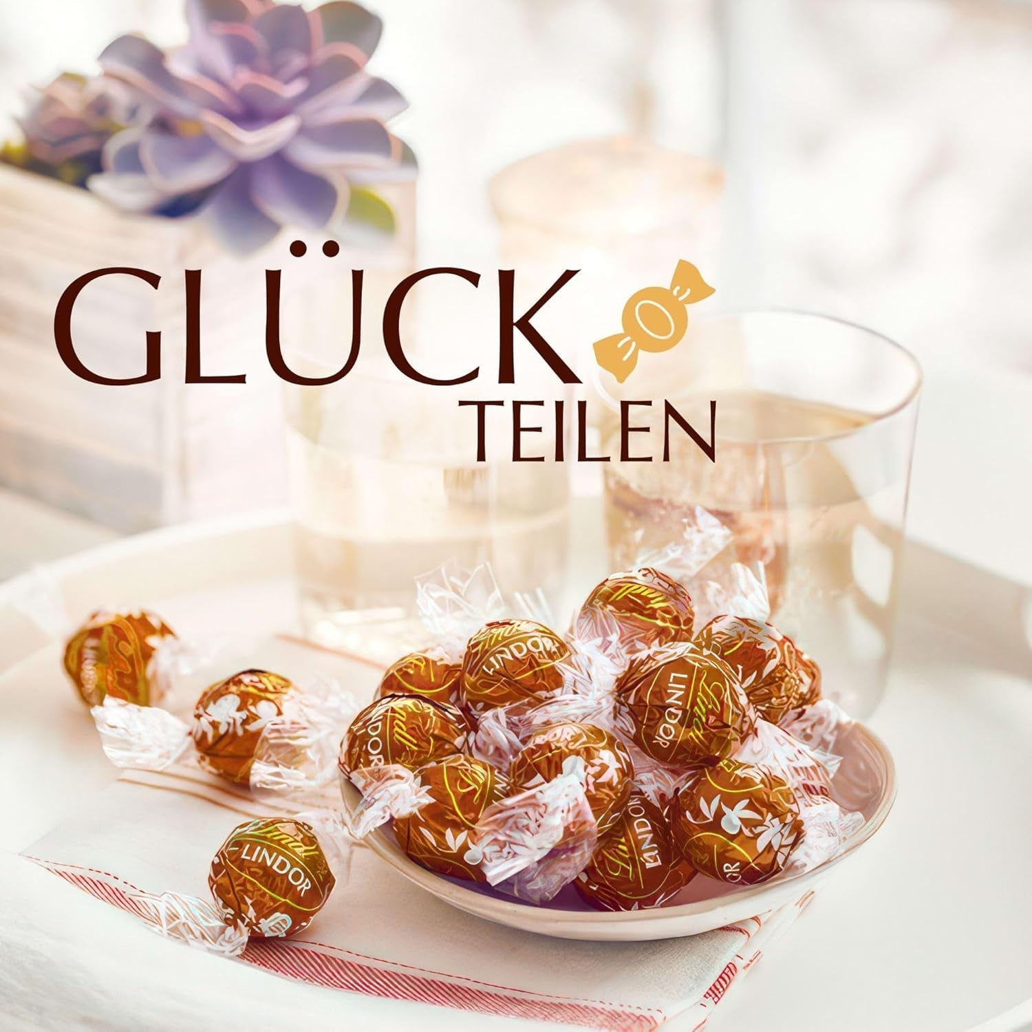 Lindt Chocolate LINDOR Balls Haselnuss, 500 Gramm Pralinen Naty Shop