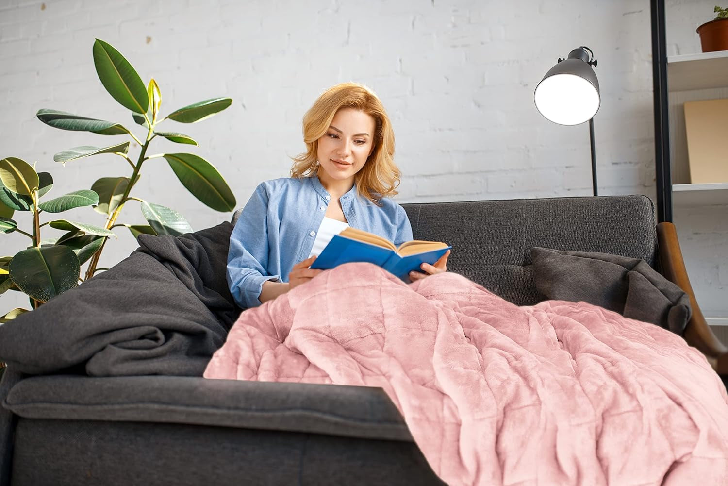 Emma Barclay beschwerte Sherpa-Decke, 127 x 152 cm, Blush Pink Emma Barclay Betten und Decken