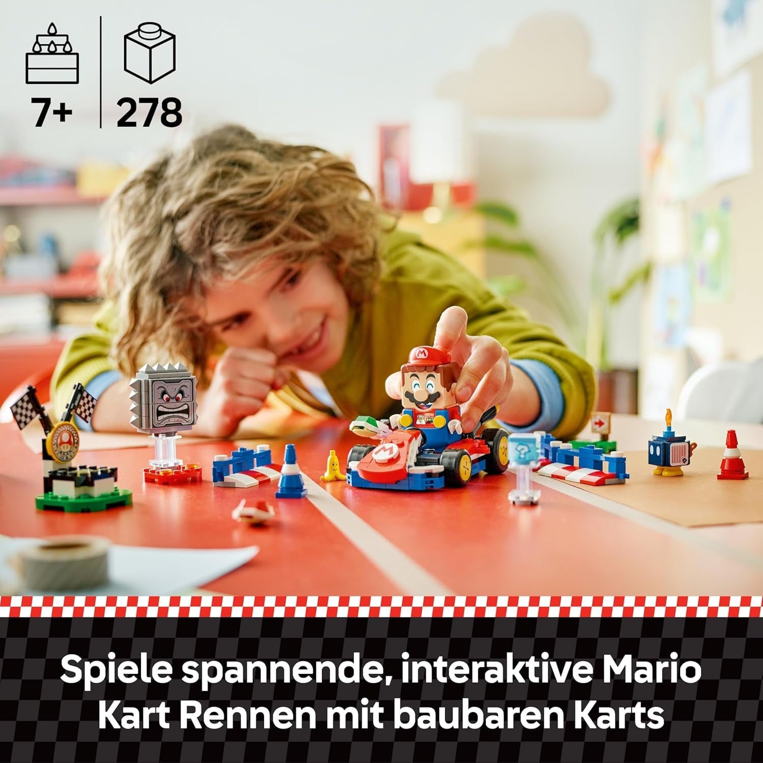 LEGO Mario Kart - Interaktiver Mario & Standard-Kart - Nintendo Spielzeug - Spiel Rennstrecke mit Auto, 3 Figuren, Podium & Barrieren - Gamer Geschenk für Jungen & Mädchen ab 7 Jahren - 72043