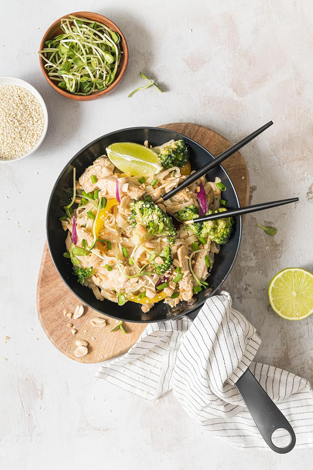 Fettuccine Konjac Nudeln Bio Shirataki Diät-Lebensmittel – 300 g, kohlenhydratarm, zuckerfrei, Keto, vegan, kalorienarm, glutenfrei und eifrei, hergestellt aus Konjac-Mehl