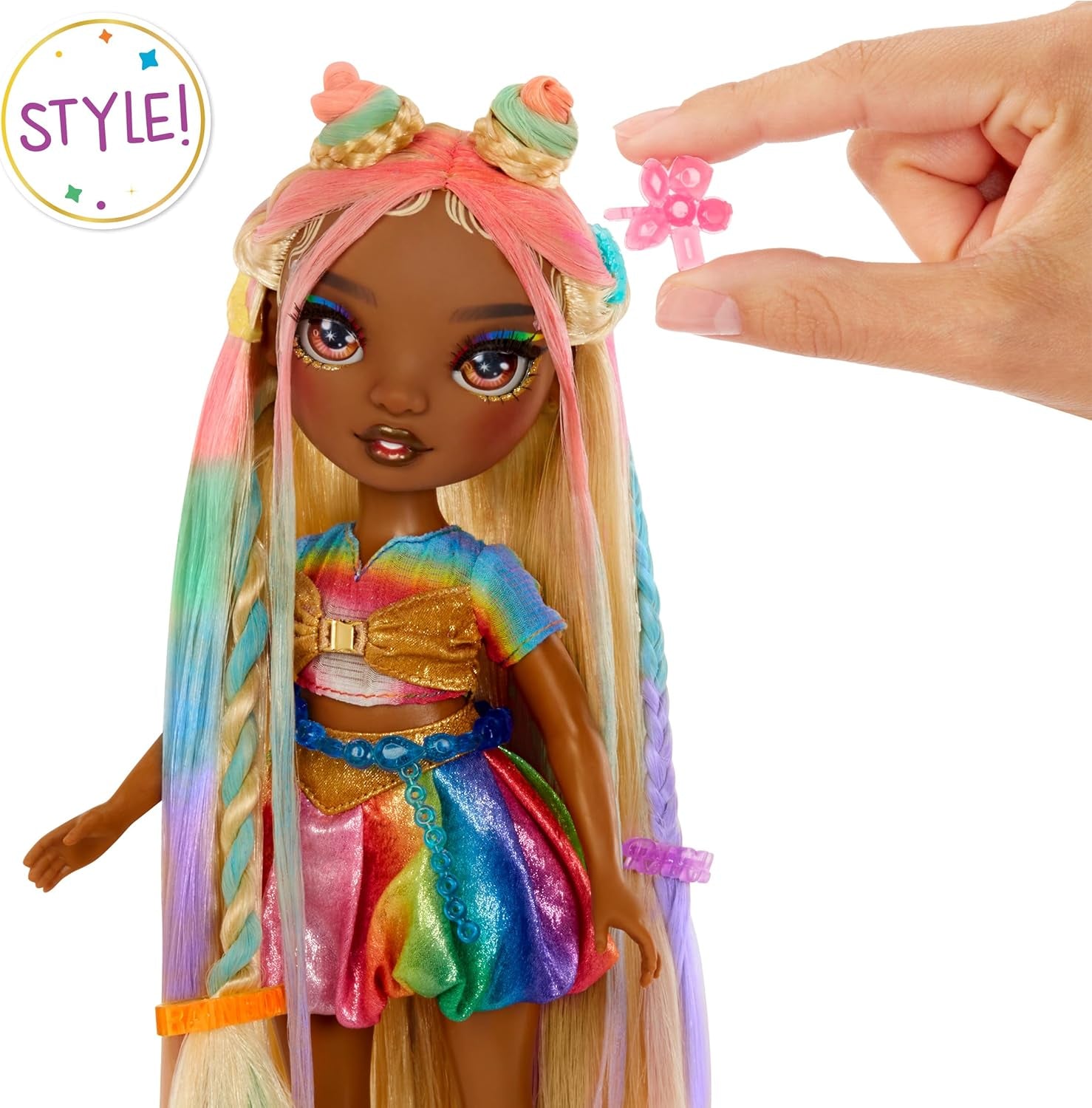 Rainbow High Hair Chalk & Style Doll - Meline - 28 cm Puppe in Regenbogen- und Goldfarben, Auswaschbare Haarkreide, Färben, Stylen, Spielen, Ausspülen & Wiederholen, für Kinder von 4 bis 12 Jahre