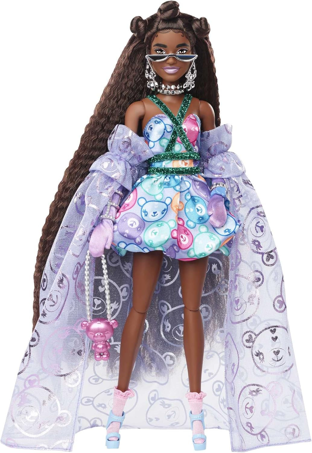 Barbie Extra Fancy, Langen schwarzen Haaren & Teddykleid, Sonnenbrille, Schmuck, Handschuhe, Geldbörse, High Heels, Bär mit EIS am Stiel, inkl. Barbiepuppe, als Geschenk geeignet,HHN13