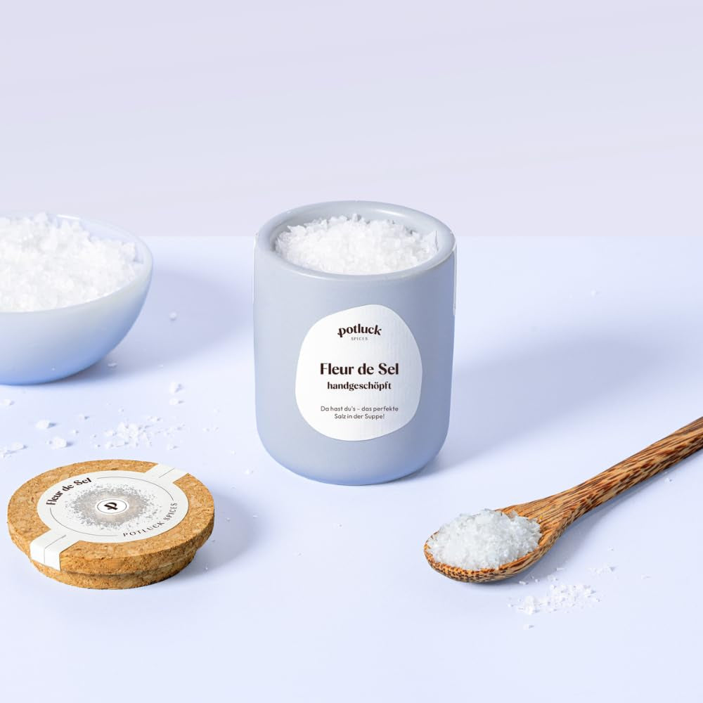 Potluck | Fleur de Sel handgeschöpft | Meersalz im Keramiktopf | 80g | Vegan, glutenfrei und mit natürlichen Inhaltsstoffen