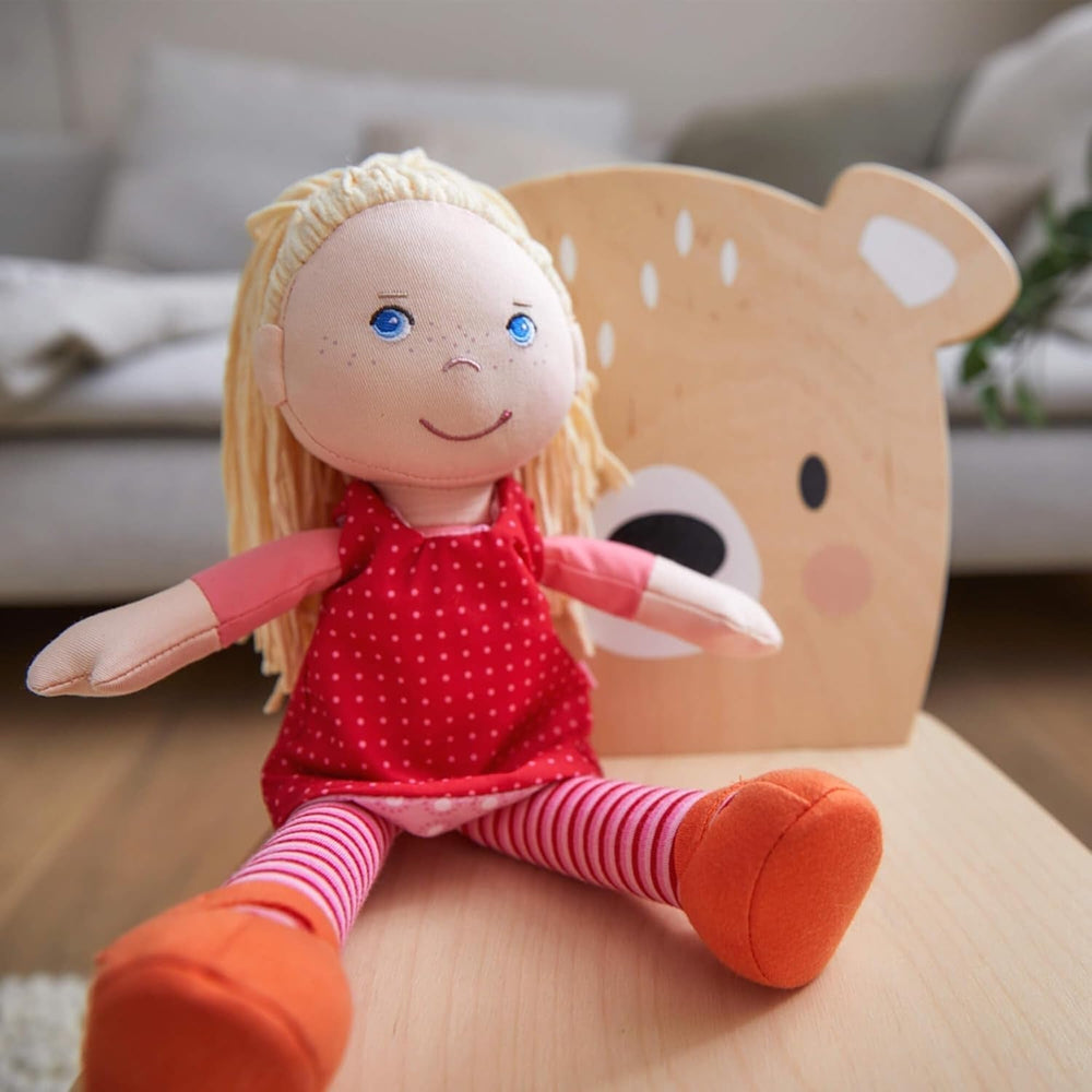 HABA 302108 - Annelie-Puppe, Stoffpuppe mit Kleidung und Haaren, 30 cm, Spielzeug ab 18 Monaten, rot Puppen Naty Shop