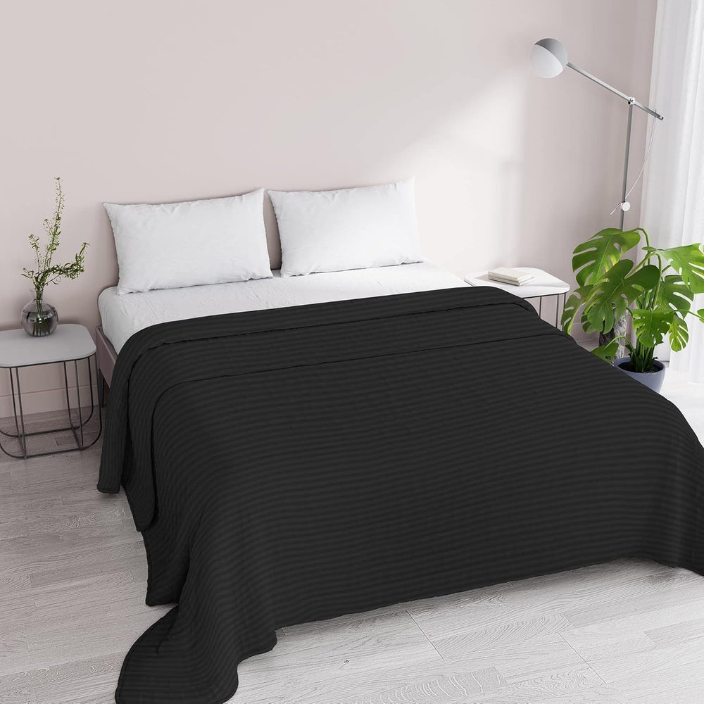 Sommerdecke Satinstreifen, Polyester, Creme, 260 x 250 cm Steppdecken und Steppdecken Naty Shop Schwarz 260 x 250 cm