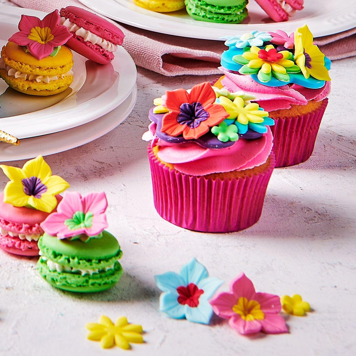 Colorant alimentar Funcakes Gel Roz Cireș: Colorant alimentar foarte concentrat pentru aluat, cremă, fondant, marțipan, produse de patiserie, dozare ușoară, picături individuale pentru a crea culori vibrante, Halal, 30 g