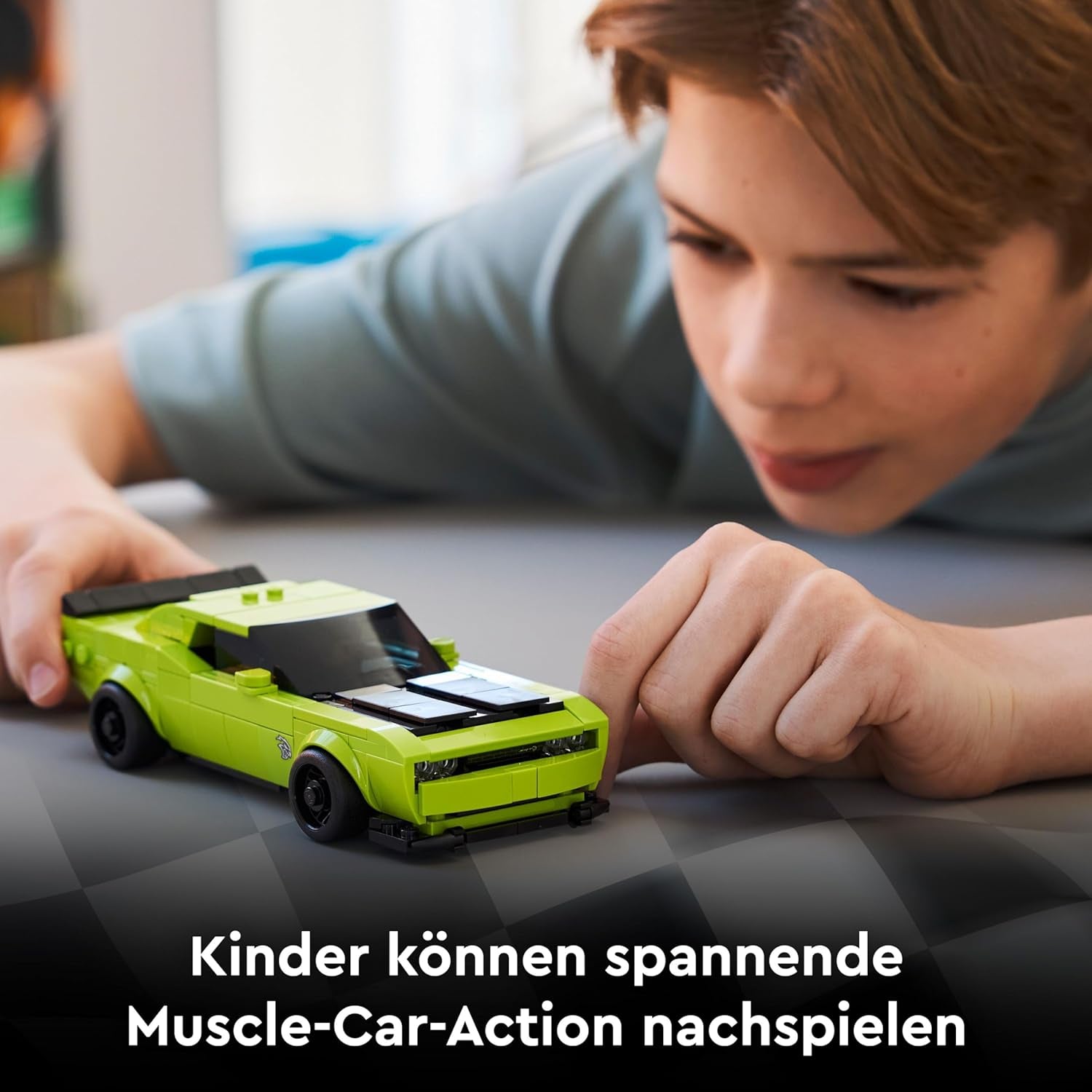 LEGO Speed Champions Dodge Challenger SRT Hellcat Sportwagen - Spielzeugauto mit 1 Minifigur zum Sammeln - Kreatives Rennauto - Rennauto zum Bauen - Geschenk für Jungen, Mädchen ab 9 Jahren 77237