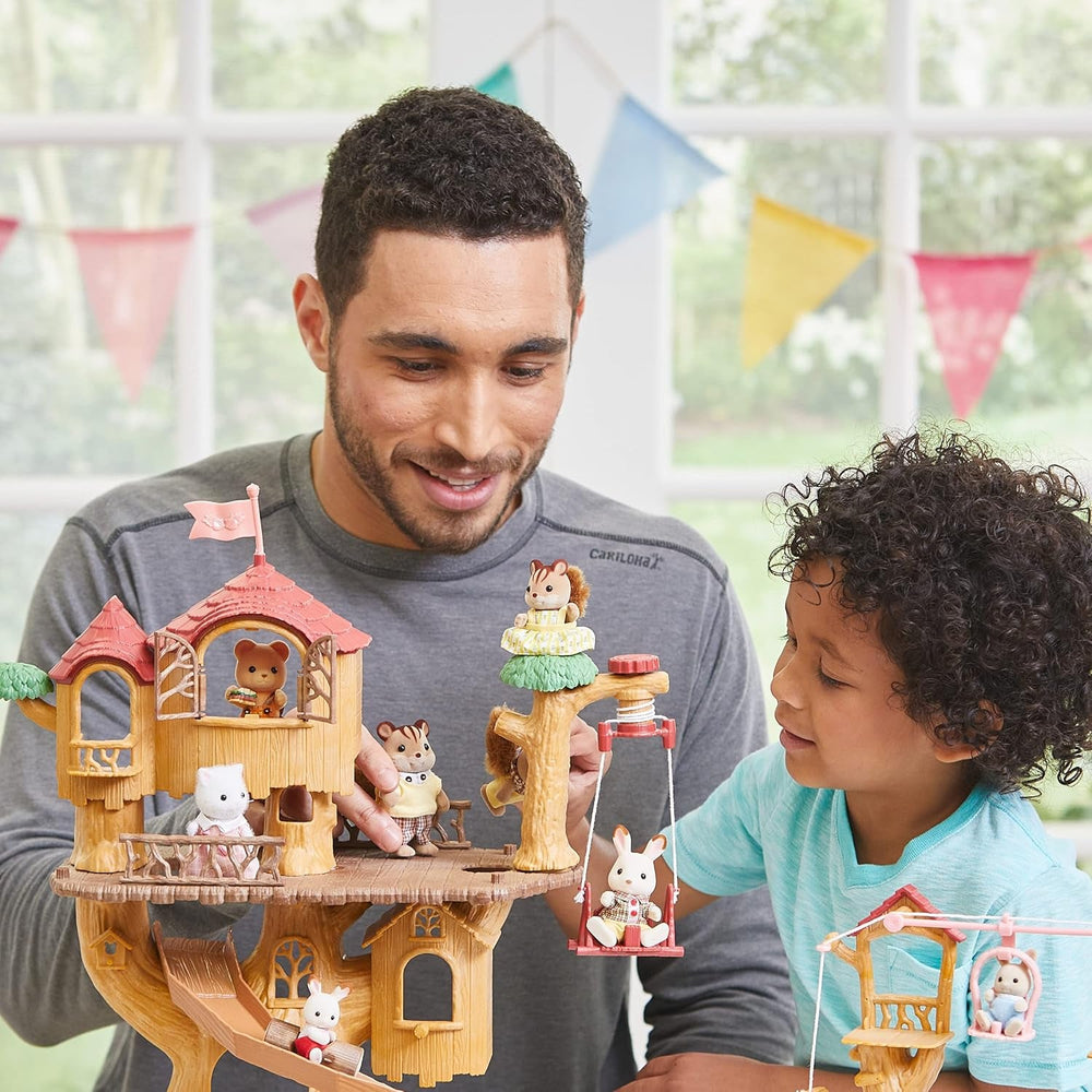 Sylvanian Families 5494 Căsuța în copac cu aventuri - Set de joacă pentru casă de păpuși