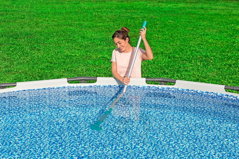 Aspirator de piscină cu baterie Bestway AquaSurge 251 cm