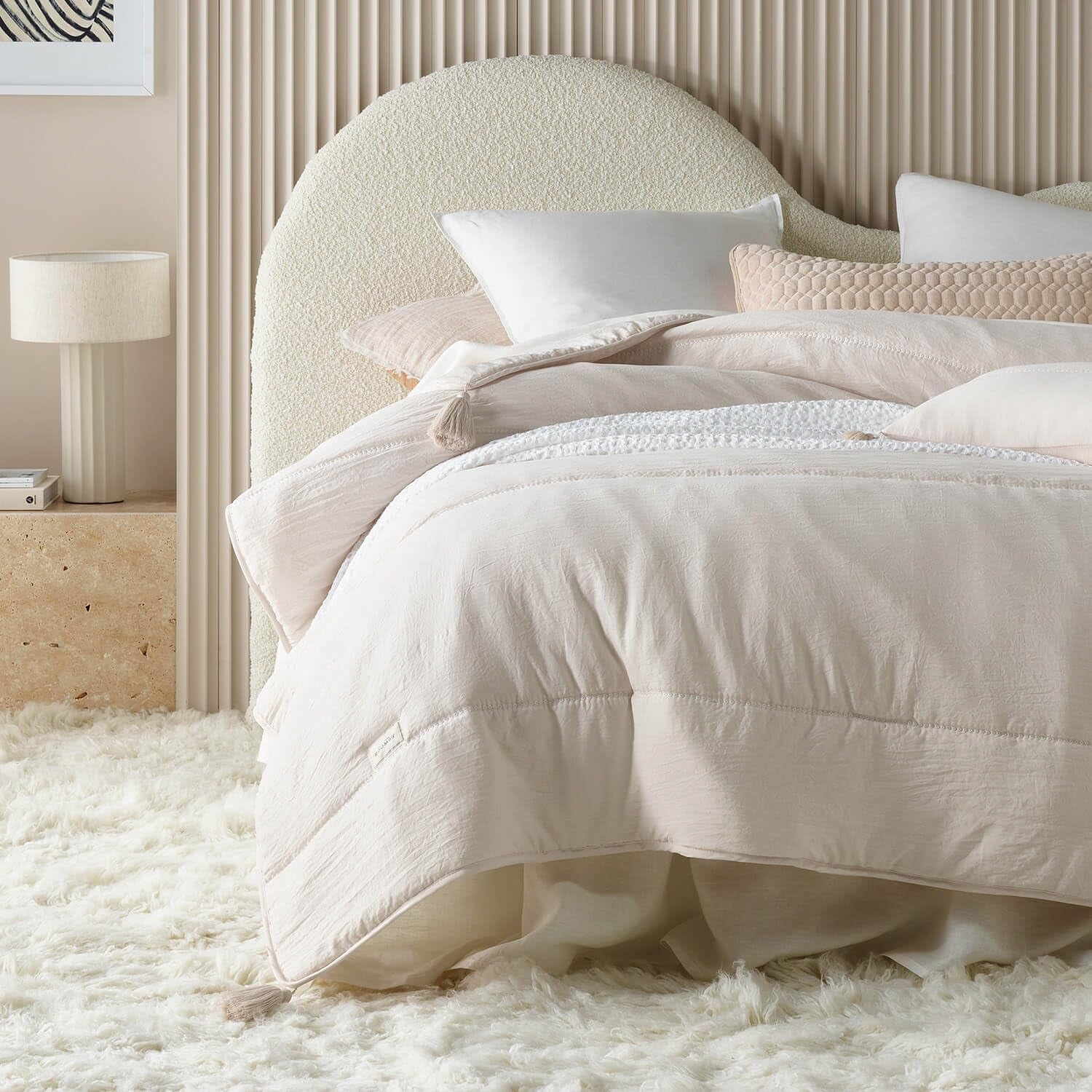 ROOM99 Noemi Cuvertură de pat elegantă în crem 170 X 210 Cm Cuvertură de pat versatilă ca cuvertură de pat sau canapea Pătură de aruncat pentru pat și canapea Stilul quilt Ideal ca cuvertură de pat Paturi si Cuverturi Besuche den ROOM99-Store Smântână 170X210