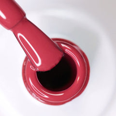 Oja UV alessandro Striplac Be My Lover – Delicată și de lungă durată – Îndepărtare ușoară datorită tehnologiei de îndepărtare peel-off – Vegană și cruelty-free – 8 ml