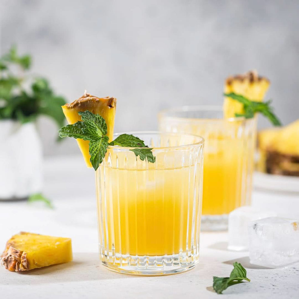 Rauch Happy Day Ananas | Explosion tropischer Aromen | Hergestellt aus 100 % konzentriertem Ananassaft | 6 x 1 Liter, Tetra Prisma Alkoholfreie Getränke Naty Shop