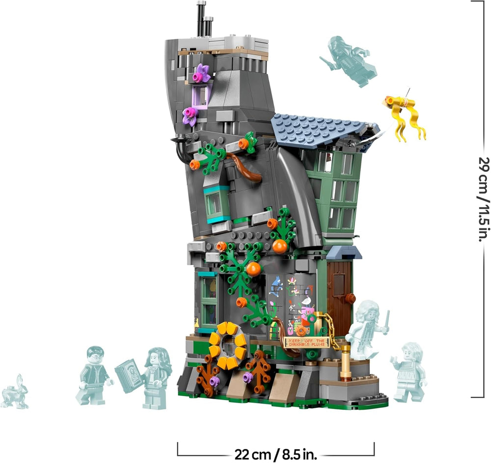 LEGO Harry Potter Luna Lovegoods Haus - Modellbau mit Leuchtstein und 5 Minifiguren - Baukasten DIY Deko fürs Schlafzimmer - Kreatives Geschenk für Mädchen, Jungen und Fans ab 10 Jahren - 76467