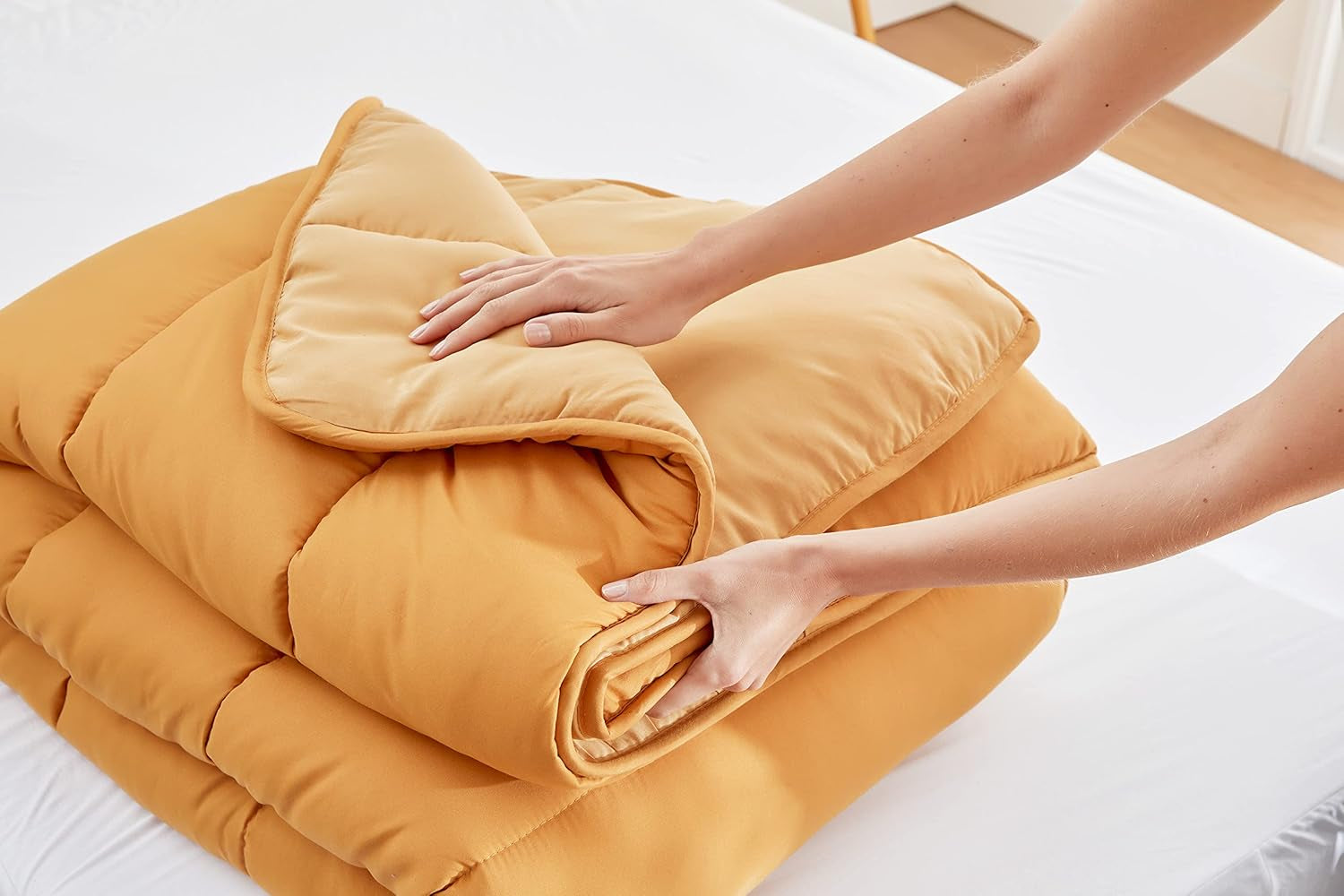 Pikolin Home – Wendedecke 300 G – zweifarbige nordische Füllung – für Bett 150 – bequem, warm, atmungsaktiv, blau, 240 x 220 cm Steppdecken und Steppdecken Naty Shop