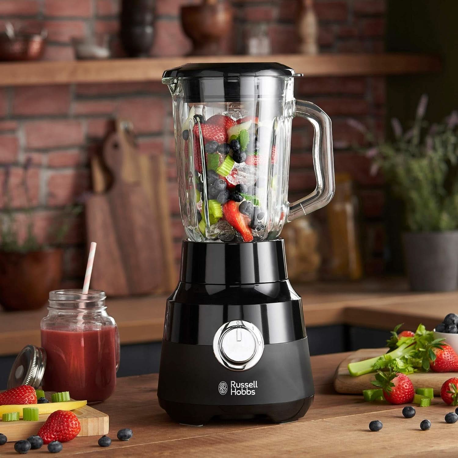 Russell Hobbs Standmixer [1,5L Glasbehälter] Matt Schwarz (Starker 0.9PS Motor, Impuls-/Ice-Crush-Funktion, Edelstahlmesser, Bpa-Frei Mixer, Elektrischer Zerkleinerer, Smoothie-Maker) 24722-56 Bucatarie Naty Shop