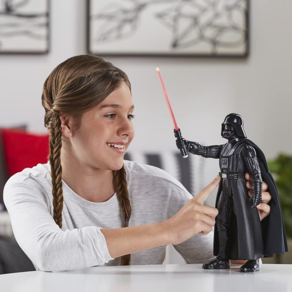 Star Wars Galactic Action Darth Vader, 30 cm große interaktive elektronische Actionfigur, Kinderspielzeug 4+ Actionfiguren Naty Shop