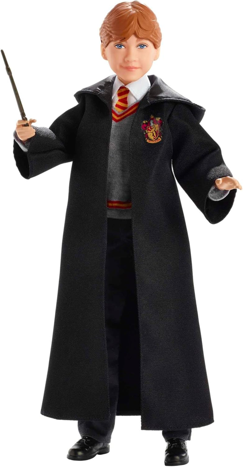 Mattel Harry Potter Ron Weasley Sammelpuppe (ca. 26 cm) mit Hogwarts-Uniform, Gryffindor-Robe und Zauberstab, Spielzeug ab 6 Jahren, FYM52, Actionfiguren, Naty Shop, Einzelbett
