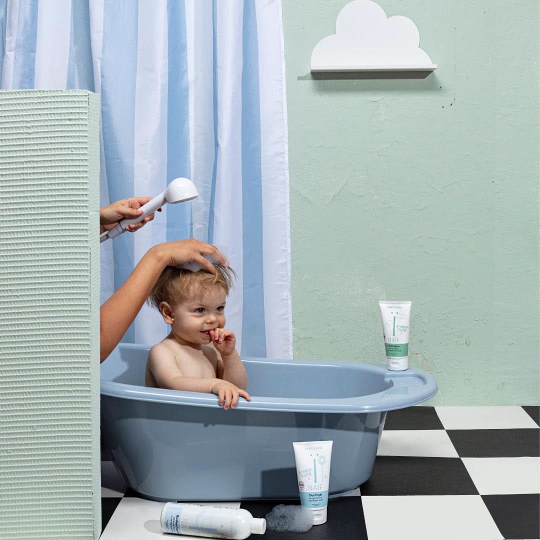 Naïf nahrhaftes Waschgel – Für Babys und Kinder – Natürliche Inhaltsstoffe – 100 % vegan – 200 ml Mutter und Kind Naty Shop