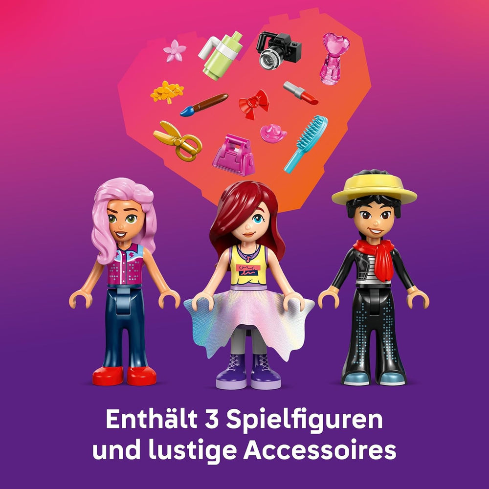 LEGO Friends Modeschau in Heartlake City - Verkleidungsspiel mit 3 Mini Puppen, Laufsteg, anpassbaren Outfits inkl. Rock, Mantel, Hüten & Zubehör - Kreatives Geschenk für Mädchen ab 7 Jahren - 42685