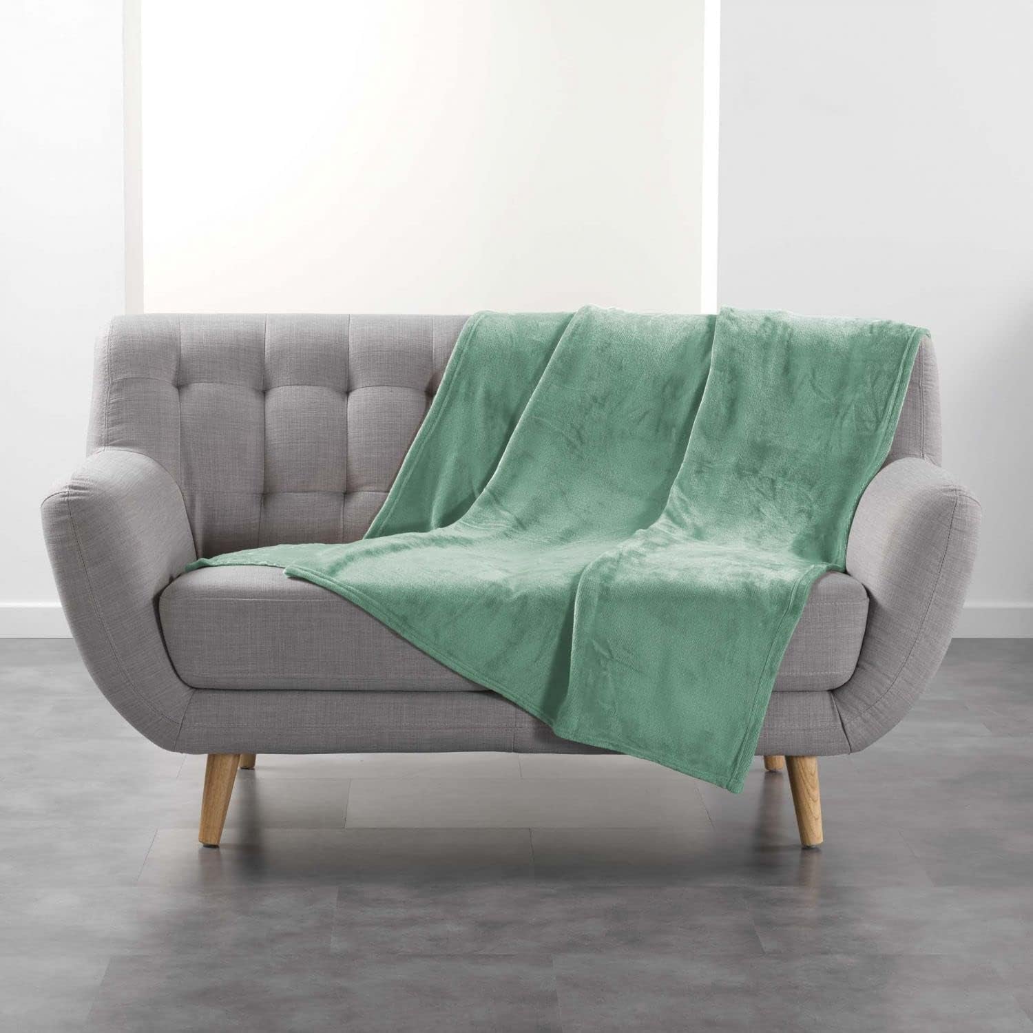 Douceur D'Intérieur, flanel pătură, 125 X 150 Cm, salvie, flanel Plapumi si pilote Naty Shop