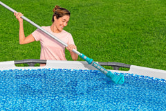 Aspirator de piscină cu baterie Bestway AquaSurge 251 cm
