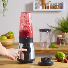 Blend&Go LM1B1D 300W Mixer, Smoothie-Mixer Mit 750 Ml Kunststoffkrug, Inclusive 750 Ml Tragbarer Flasche, 4 Abnehmbaren Klingen, Edelstahloberflächen Mutter und Kind Naty Shop