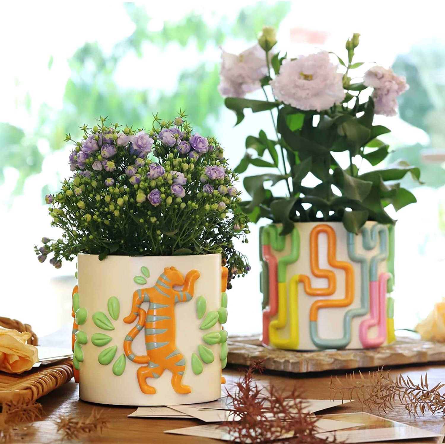 Ghiveci de flori GUGUGO, jardinieră 12 cm, ghiveci pentru suculente, ghiveci pentru cactus, jardinieră pentru plante de apartament, ghivece pentru cactus, ghivece pentru flori, ghiveci pentru birou, grădină, living, decor modern (flori, ø 12 cm)