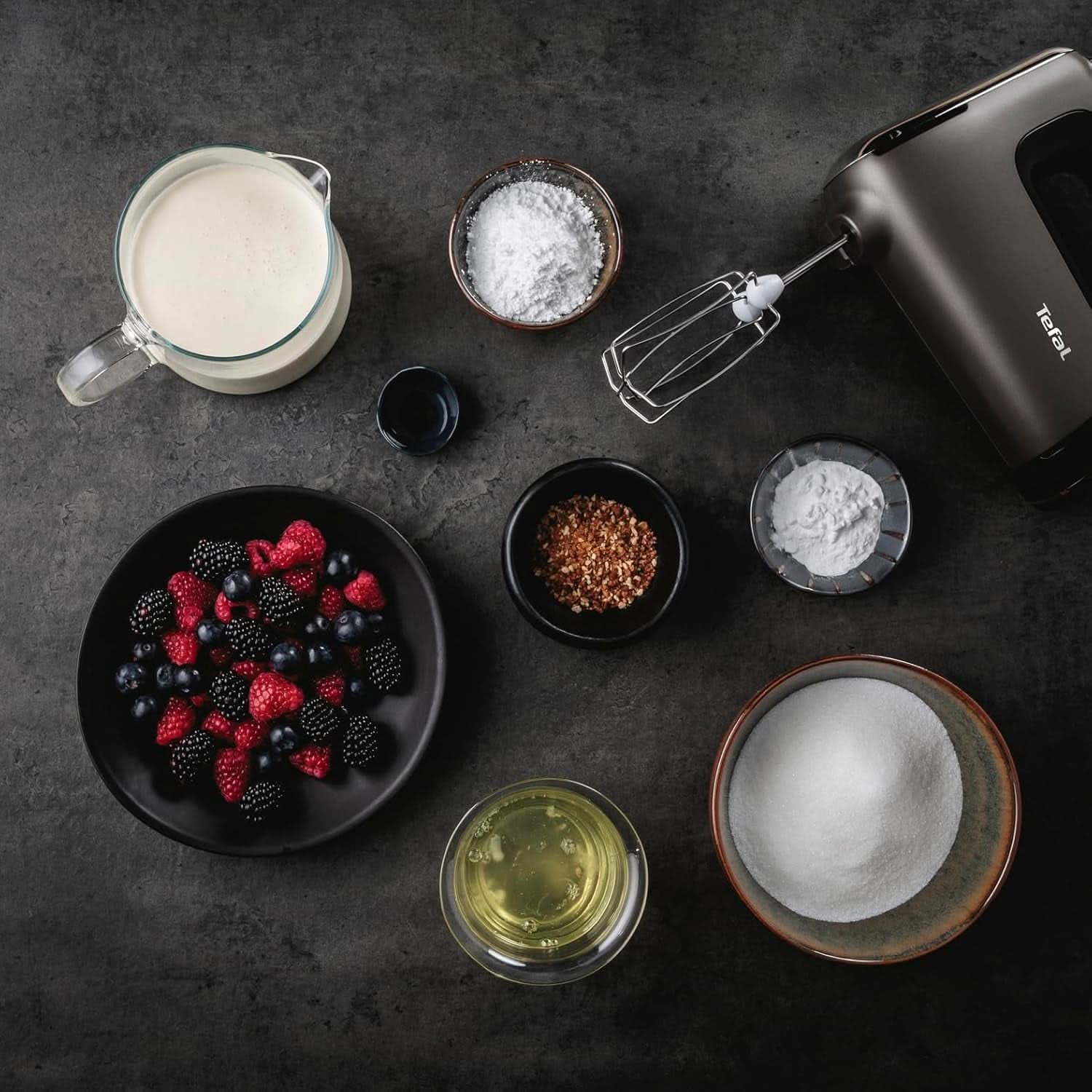 Tefal HT650E Power Mix Silence Handmixer | 600 Watt | Variabler Geschwindigkeitsregler | Turbo- und Auswurf-Funktion | Extremer Freizeitmotor | inkl. 2 Rührbesen und 2 Knethaken | Wheat Kitchen Naty Shop