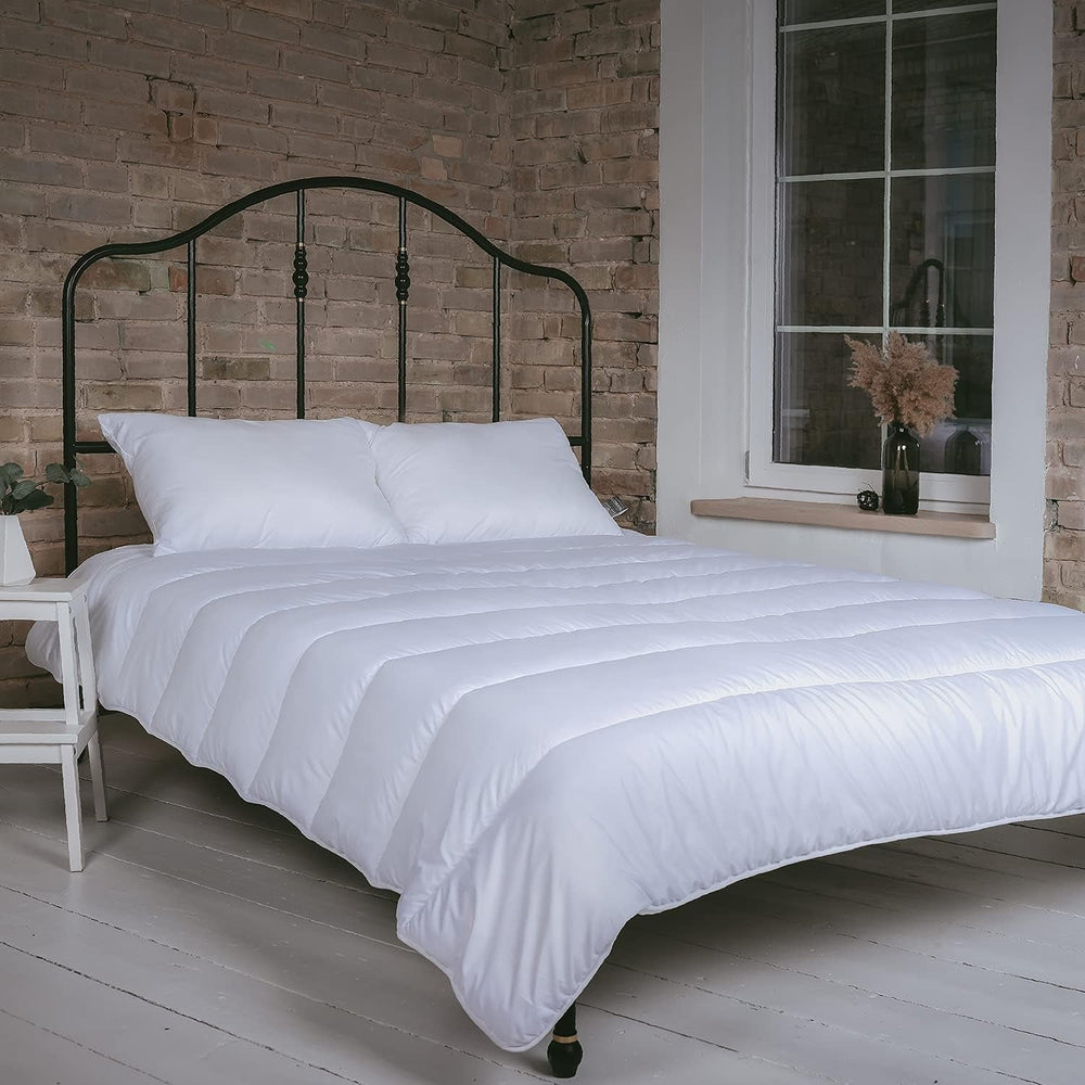 FAM Home Pernă 80X80 Set de 2 Microfibre moi - Pernă 80X80 Suferă de alergii Cu suport optim pentru gât și cap - Pernă interioară Respirabilă Reglarea umidității Antibacteriană Perne ortopedice cervicale Naty Shop