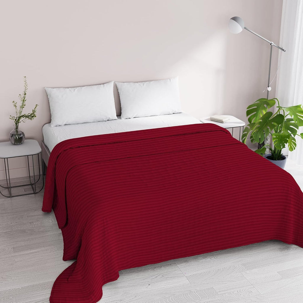 Cuvertură de vară Satin Stripes, poliester, crem, 260X250 Cm Plapumi si pilote Naty Shop Bordeaux 260X250 Cm
